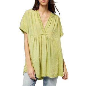 Free People Get Away With Me Tunic in Frosted Fern V-Neck Short Sleeve - XL